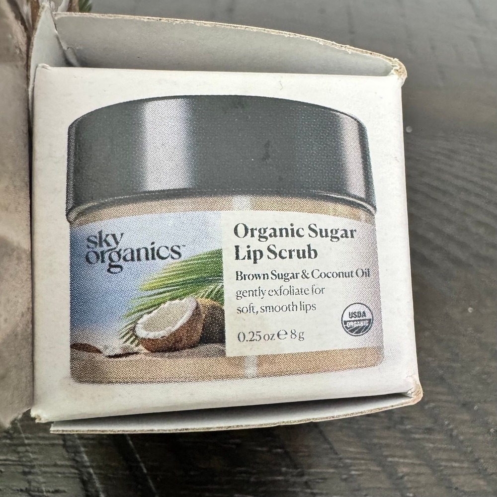 New Sky Organics Lip Scrub skincare Beauty. Lip care - spa day- self care - Picture 3 of 3